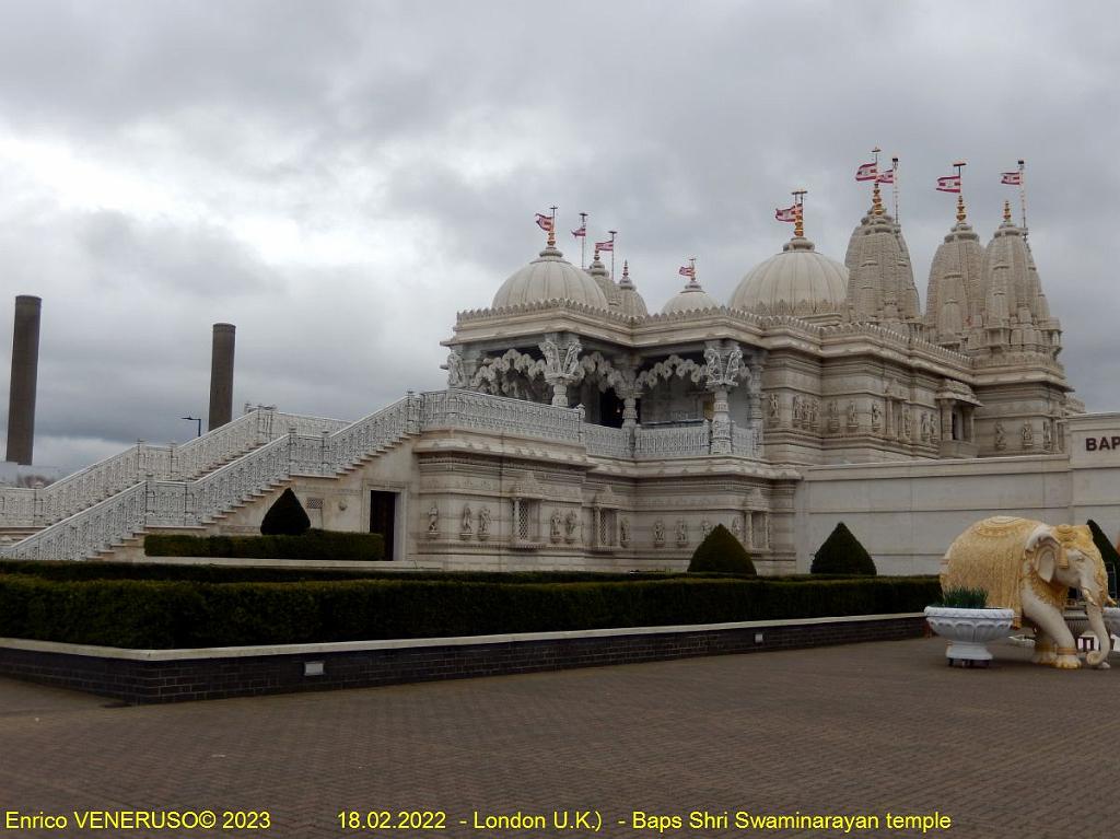 14 - London (U.K.) Baps Shri Swaminarayan temple